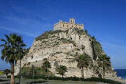     . Tropea